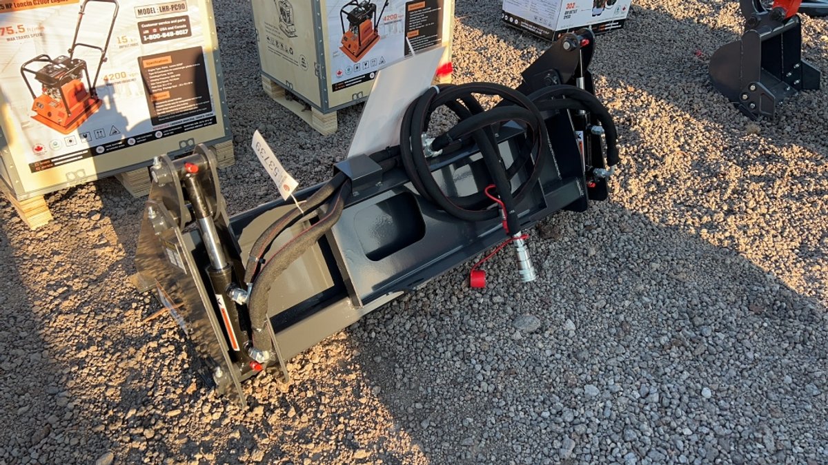 WOLVERINE 48" DINGO 4 IN 1 BUCKET
