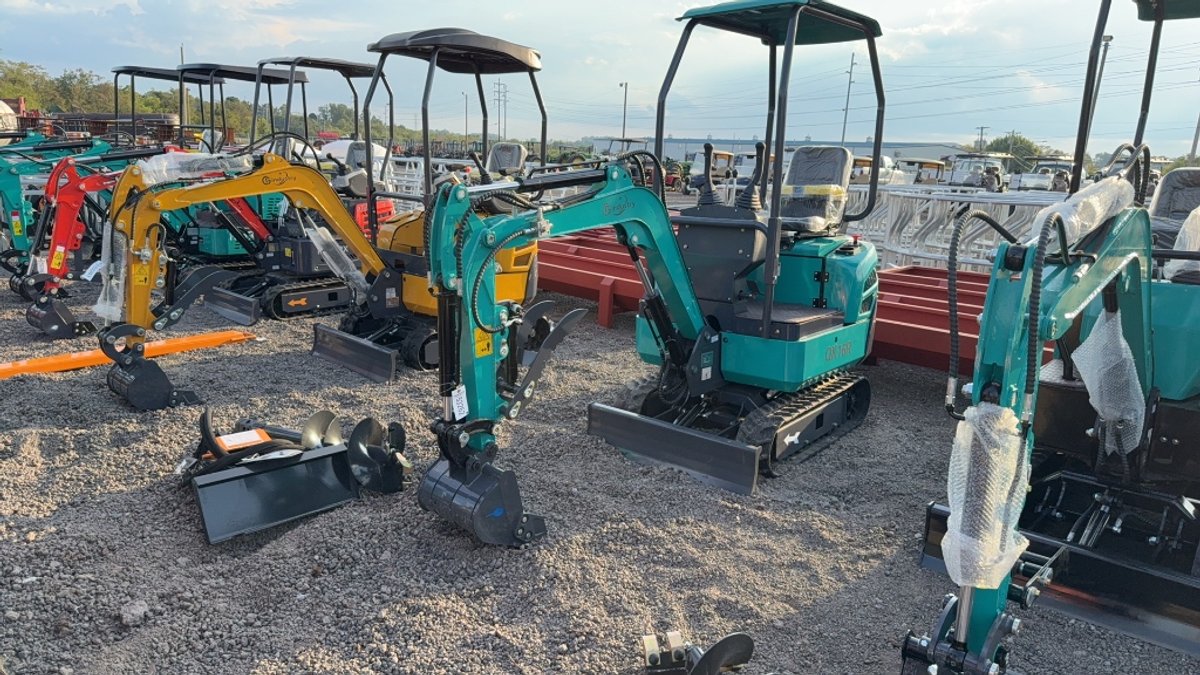 2025 CFG QK16R MINI EXCAVATOR
