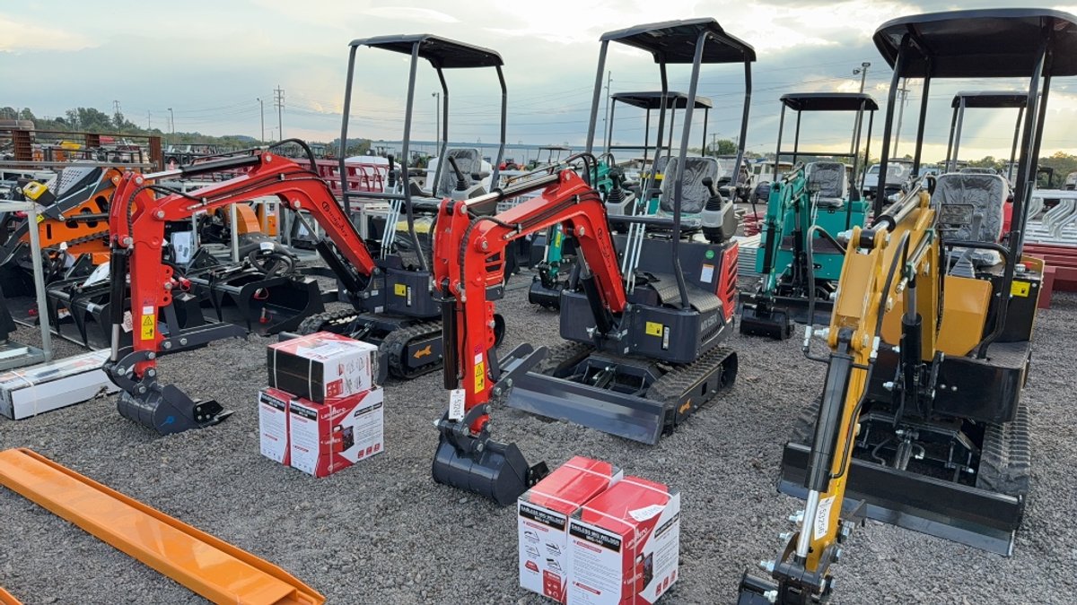 2025 CFG MX15RX MINI EXCAVATOR
