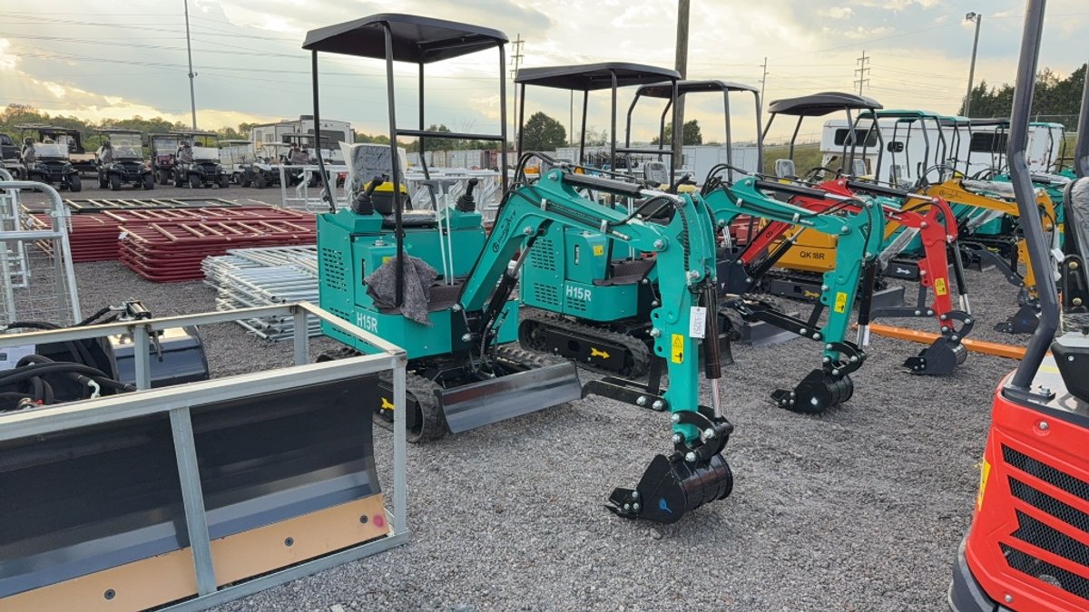 2025 CFG H15R MINI EXCAVATOR