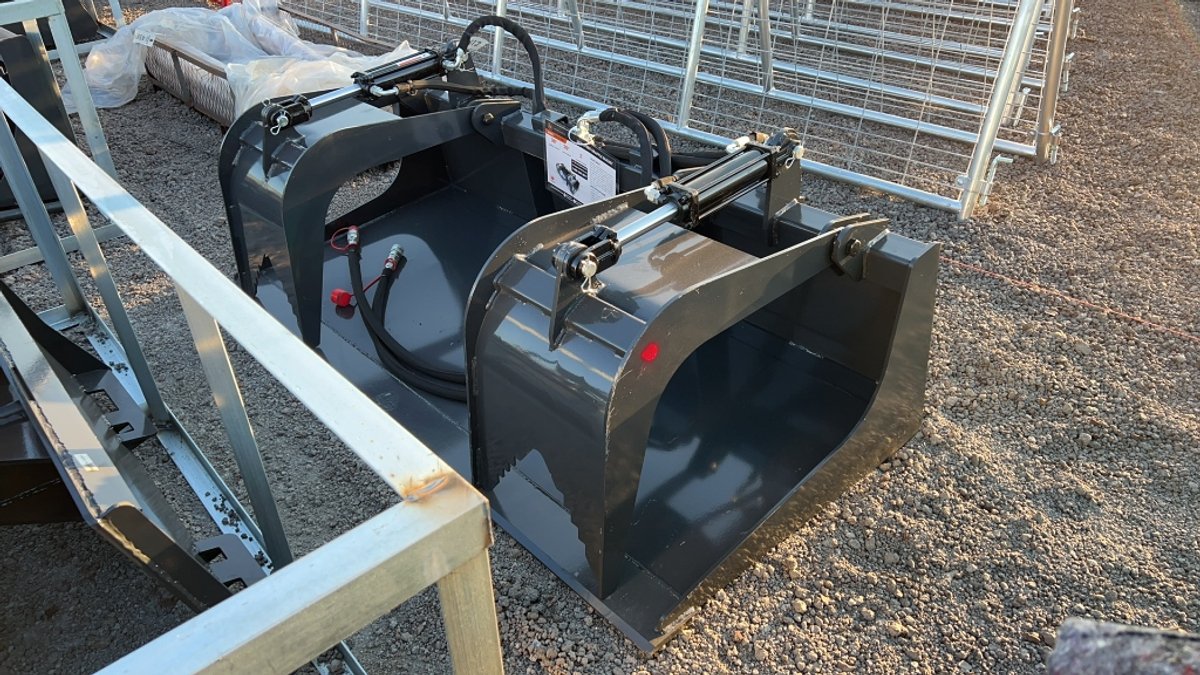 WOLVERINE 72" SKID STEER 2 CYLINDER GRAPPLE BUCKET