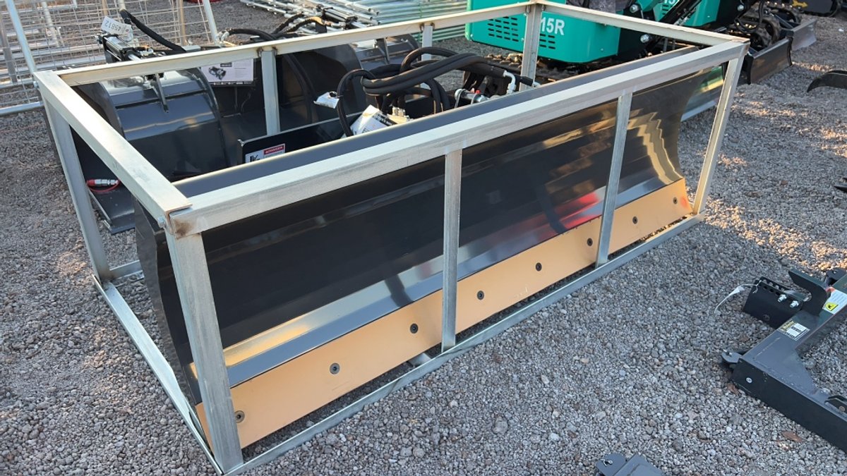 WOLVERINE 84" SKID STEER 6 WAY BLADE