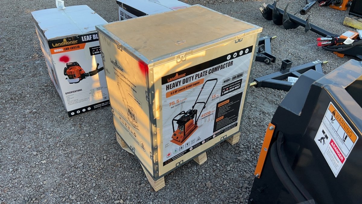 LANDHONOR PLATE COMPACTOR