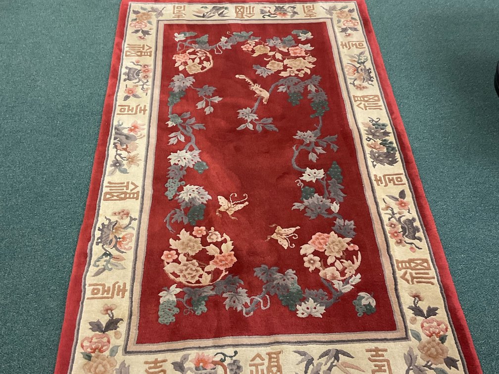 96x54 oriental style carpet