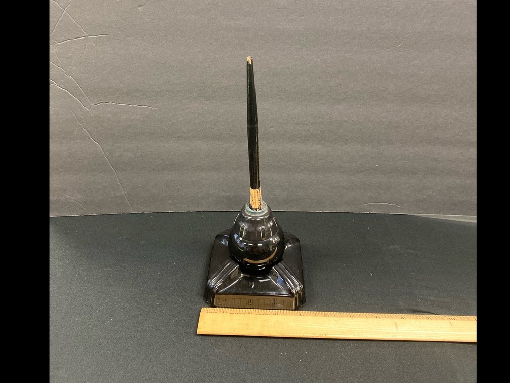 Swivodex Art Deco Style Black inkwell. 