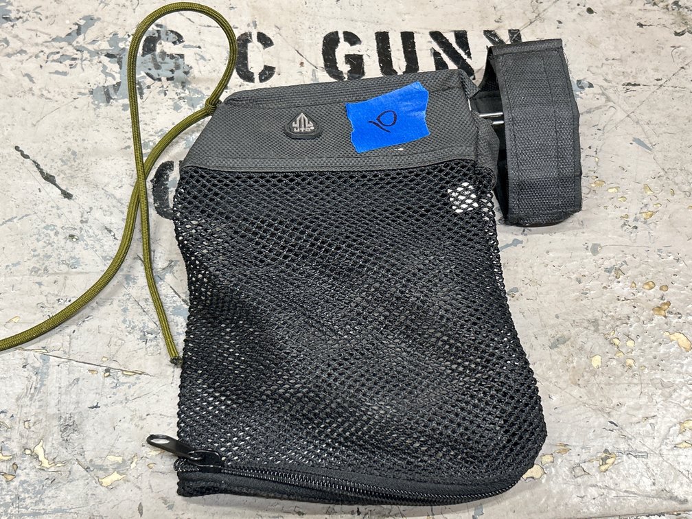 UTG Brass Catcher