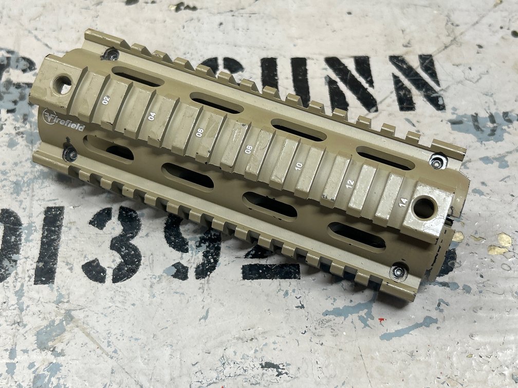 Carbine Length 2 piece quad rail 