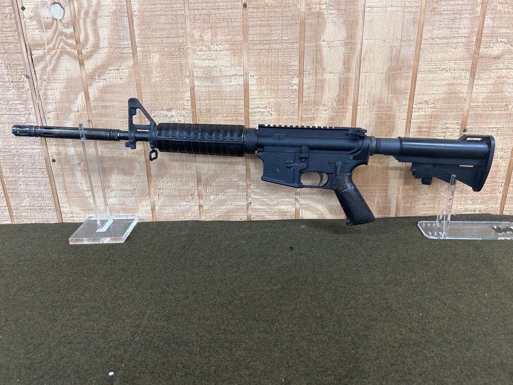 Anderson Lower W/ short barreled upper with pin and welded flash hider 