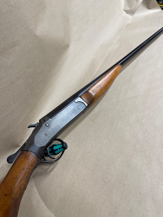 Iver johnson excel 20 - single shot, 20 gage, 27 5/8” barrel