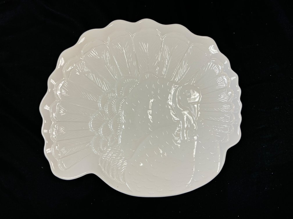 White Ceramic Turkey Platter with Detailed Feather Design 17×18