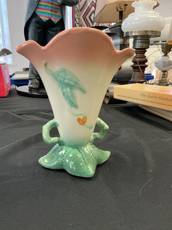 Hull Pottery Art Deco Style Vase W16 8.5”