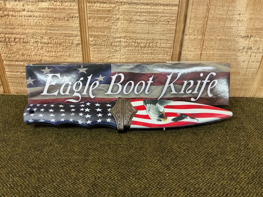 8-Inch Eagle Boot Knife with American Flag Design NEW