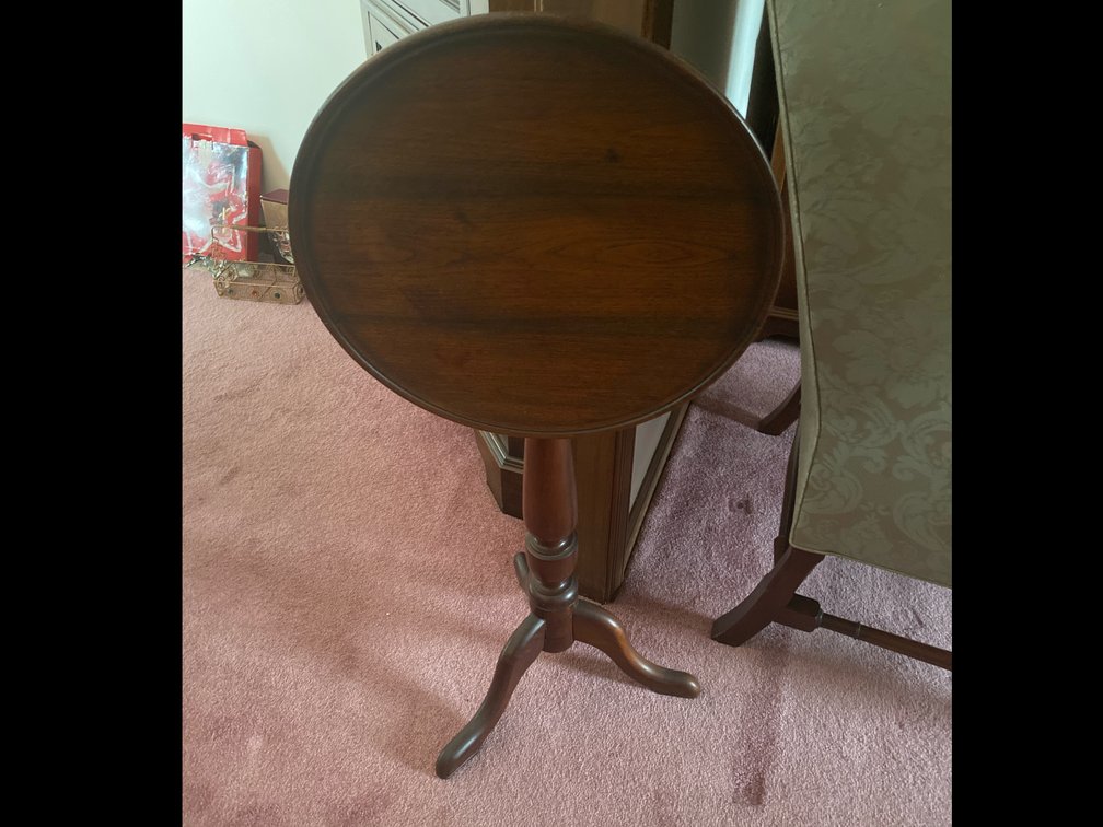 Mahogany tilt top table