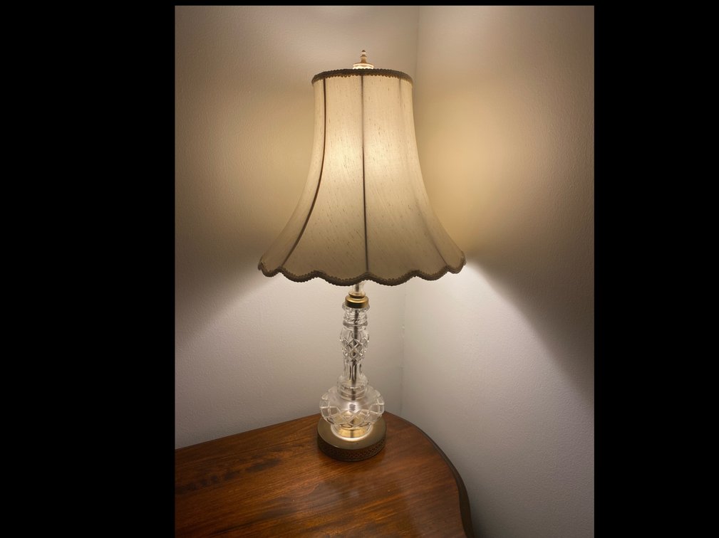 2 glass lamps