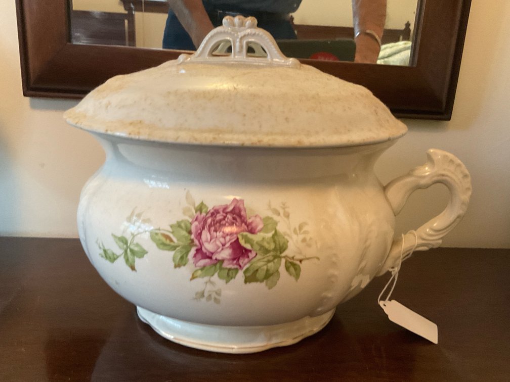 Buffalo Pottery Chamber Pot
