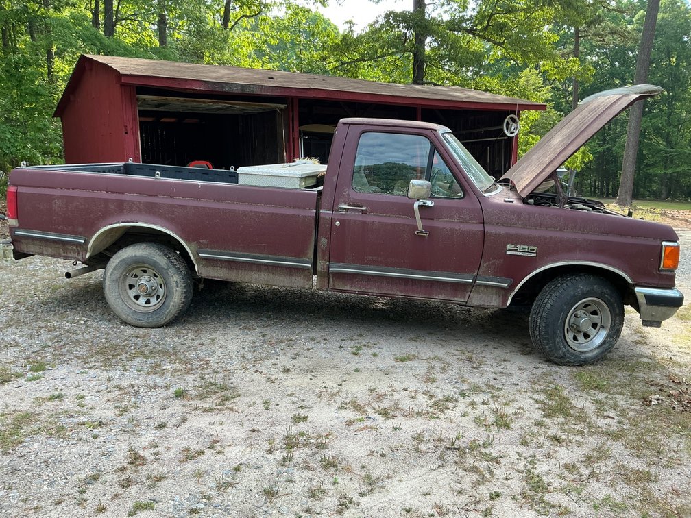 1990 Ford F-150 Pickup Truck with Title and Toolbox