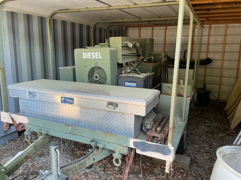 Military Diesel-Powered Generator Set Mounted on Trailer Working condition unknown 