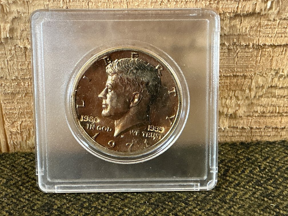 Gold-Toned 1971 Kennedy Half Dollar in Protective Case