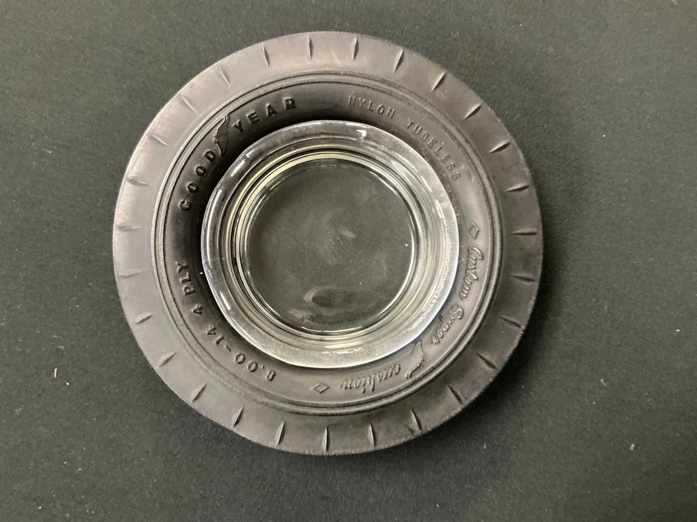 Goodyear Custom Super Cushion 800×14 Tire Ashtray