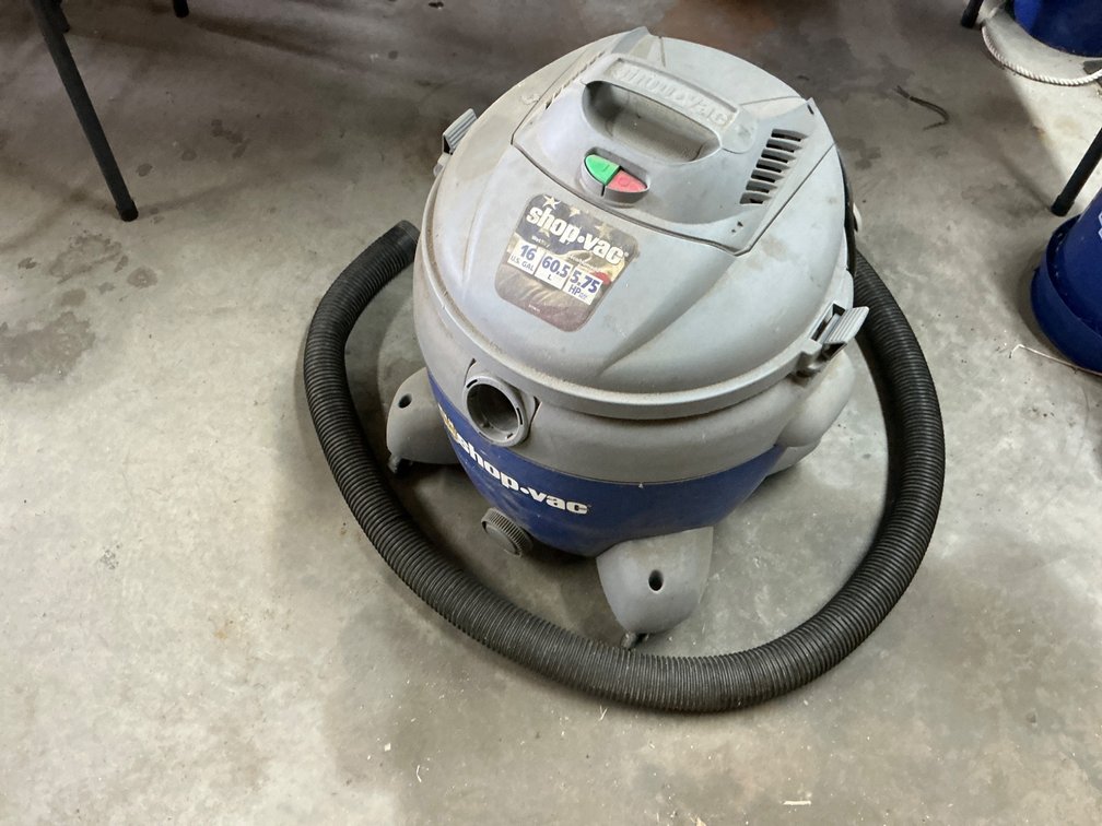 Shop-Vac Wet/Dry Vacuum, 16-Gallon, 5.75 HP with Non-Factory Hose