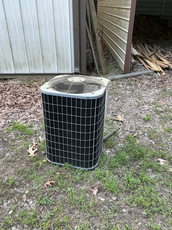 Carrier 38YC036 Outdoor HVAC Unit with Unknown Condition