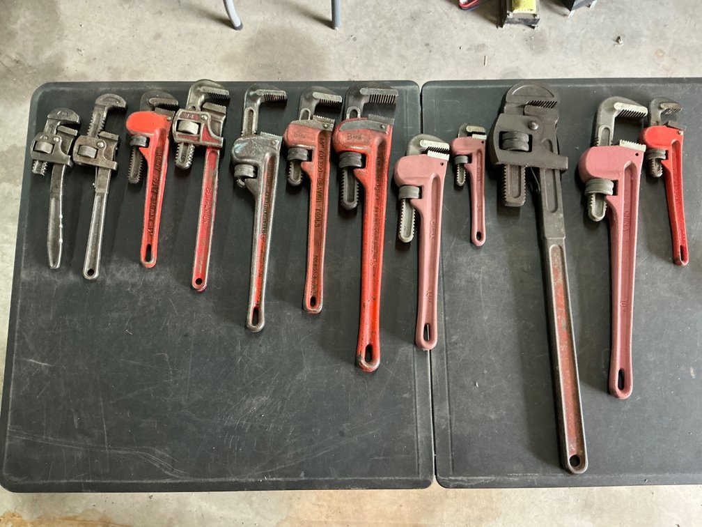 Heavy-Duty Pipe Wrenches, 7.5 to 22.5 Inches Long