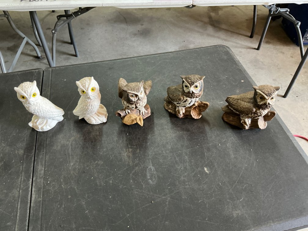 5 Ceramic Owl Figurines: 3 Marked Homco, 2 Marked Italy