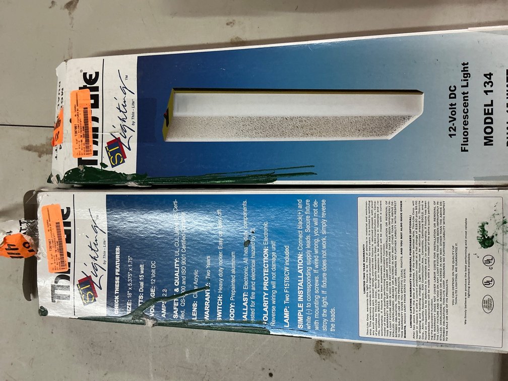 Thin-Lite Model 134 12-Volt DC Fluorescent Light Fixture