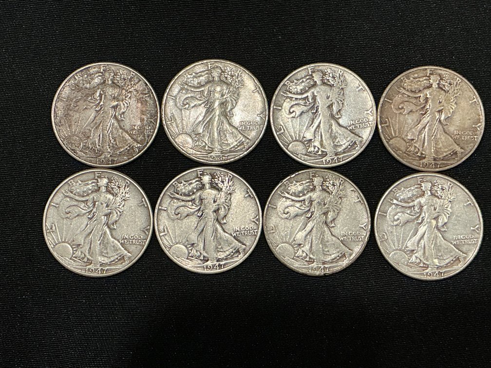 Set of 1947 Walking Liberty Half Dollars set of 8 $4.00 FV
