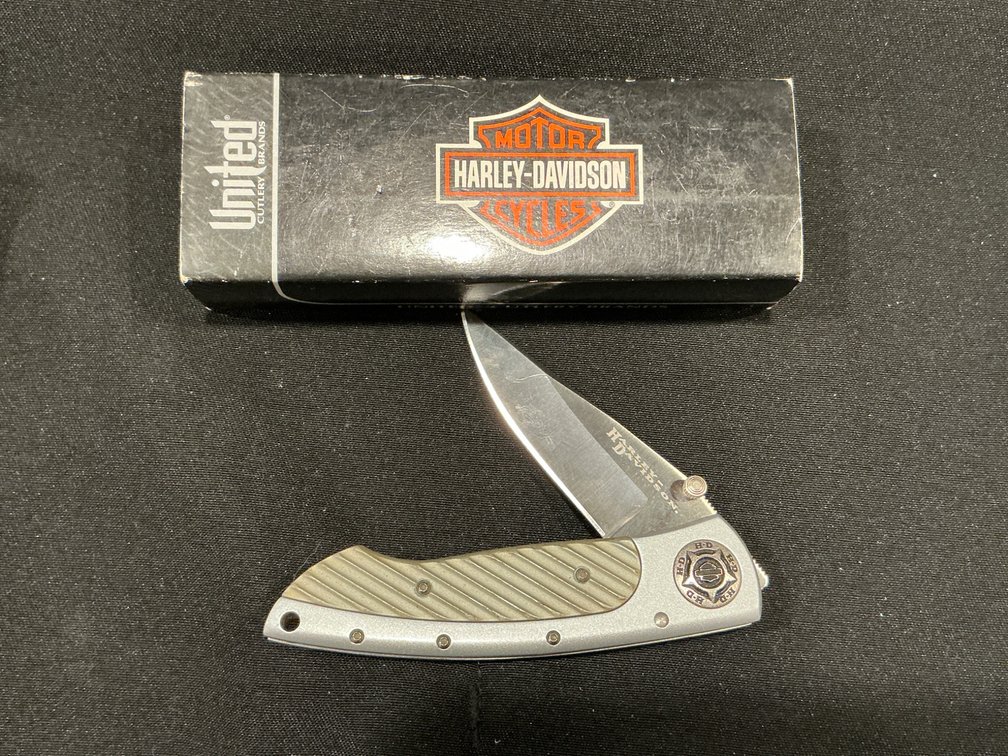 Harley-Davidson Folding Knife by United Cutlery with Original Box