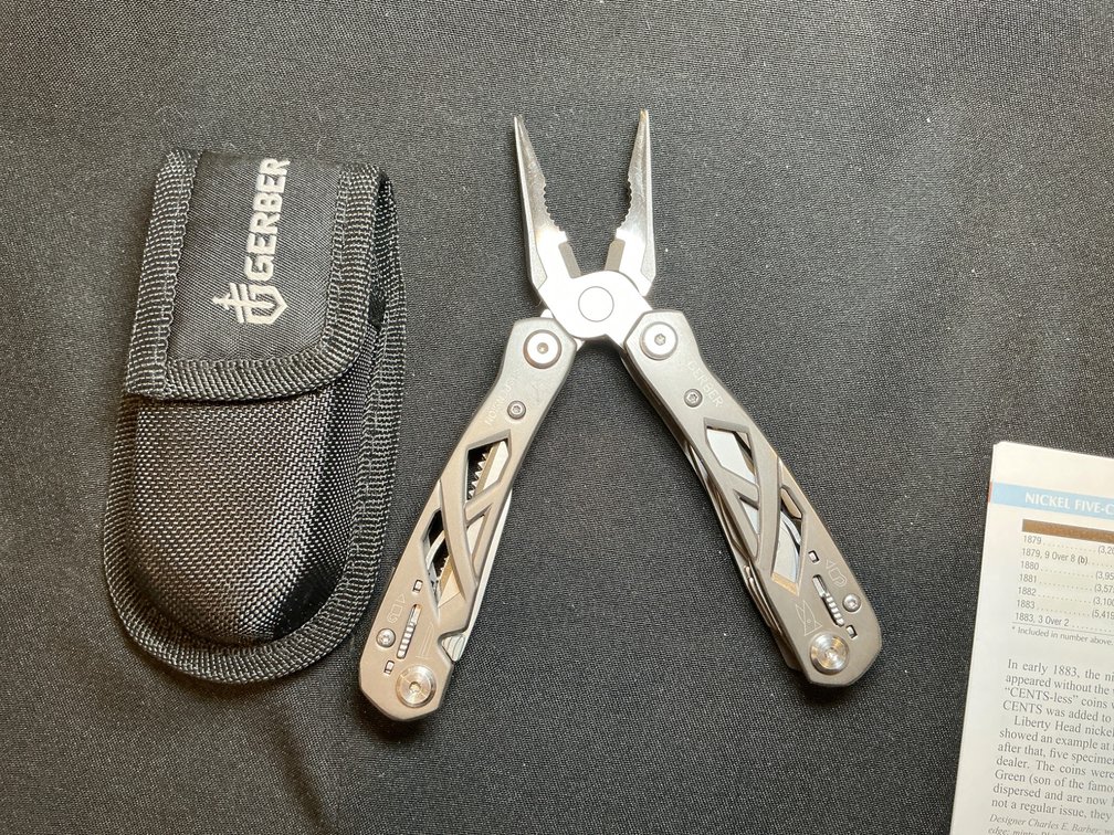 Gerber Suspension Multi-Tool with Nylon Sheath and Original Packaging
