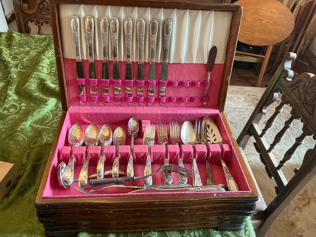 Wm. Rogers Silver-Plated Flatware Set with Wooden Case