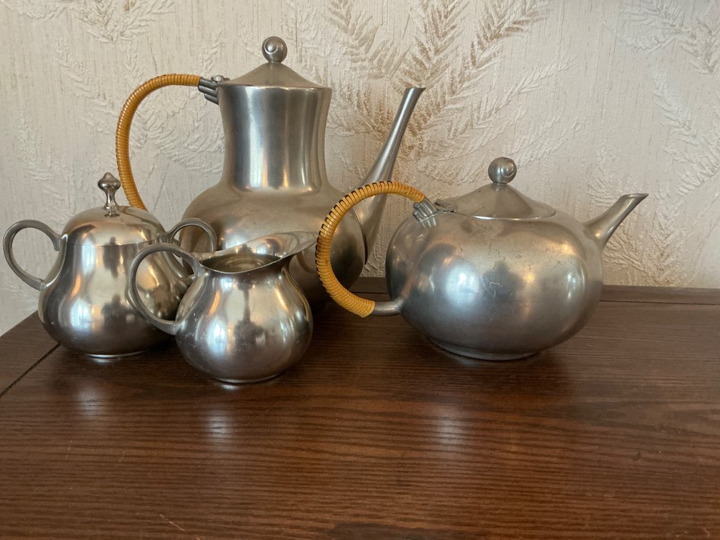 Royal Holland Pewter Tea and Coffee Set with Wicker Handles