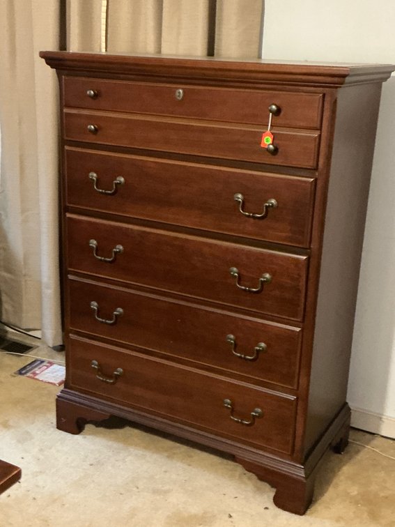 Bassett Five-Drawer Chest of Drawers with Key