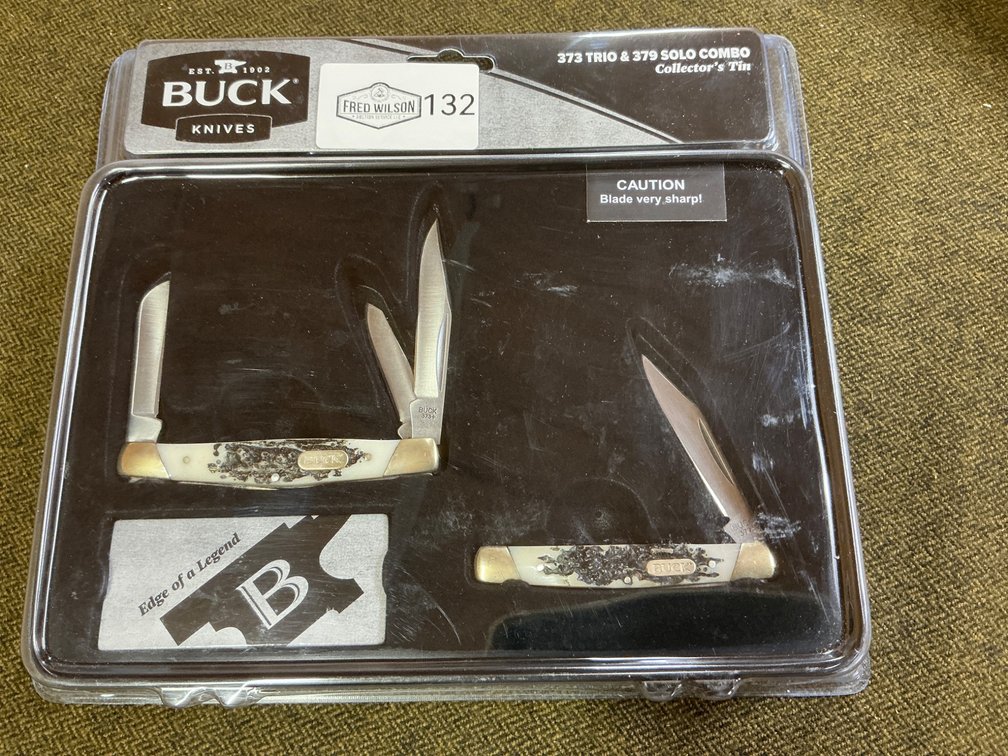 Buck Knives 373 Trio & 379 Solo Combo in Original Collector’s Tin