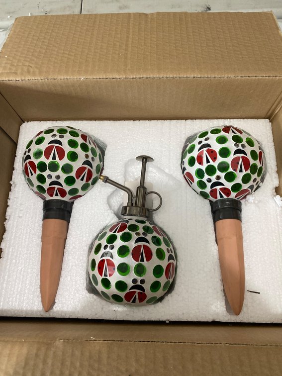 Garden Watering Set with Decorative Globes and Spray Pump
