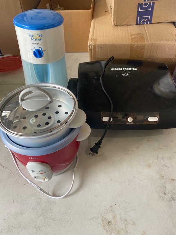 Small Kitchen Appliances including George Foreman Grill