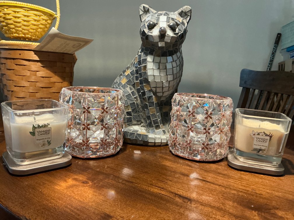 Candle Products With Decorative Holders