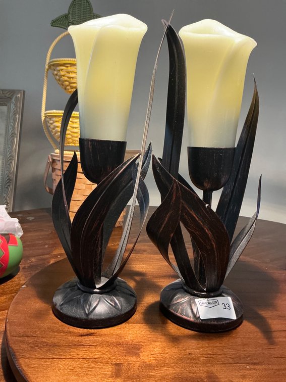 16-Inch Metal Lily Table Candles 