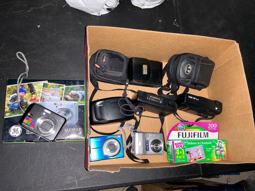 Film and Digital Cameras With Cases and 200 ISO Film Pack