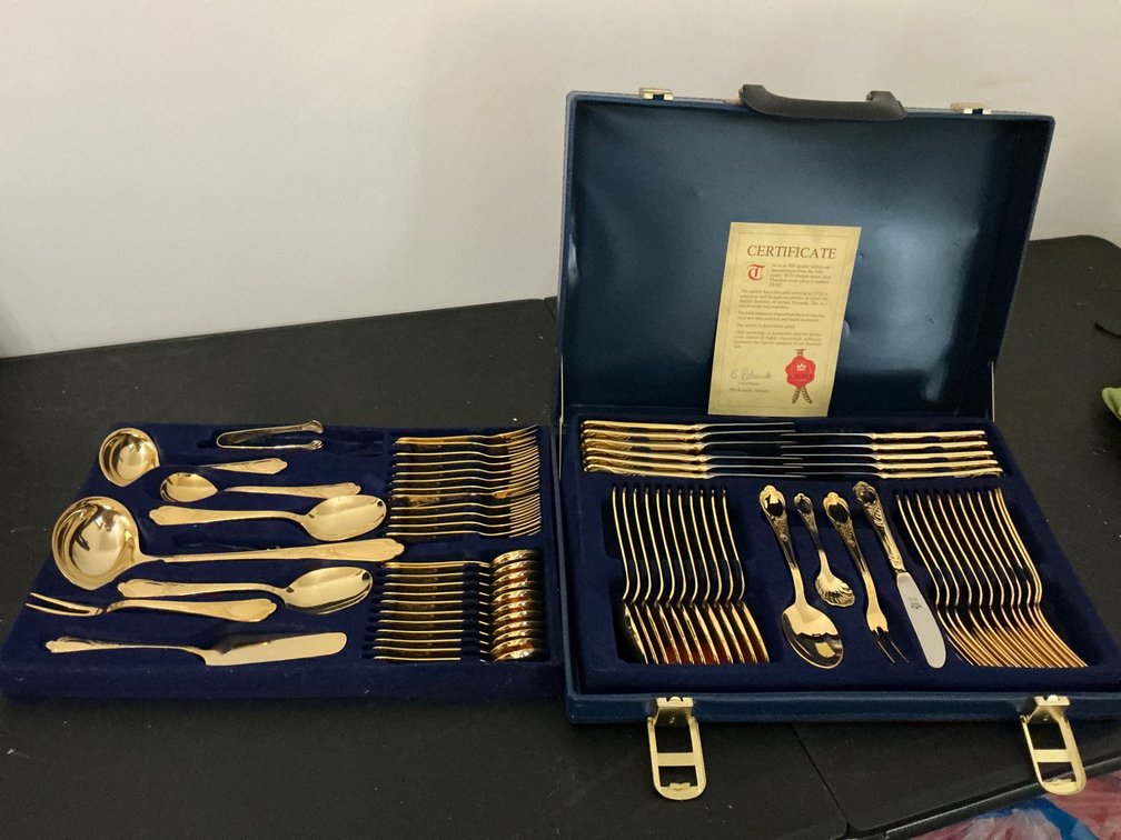 Gold-Plated 70-Piece Cutlery Set in Velvet-Lined Case with Certificate