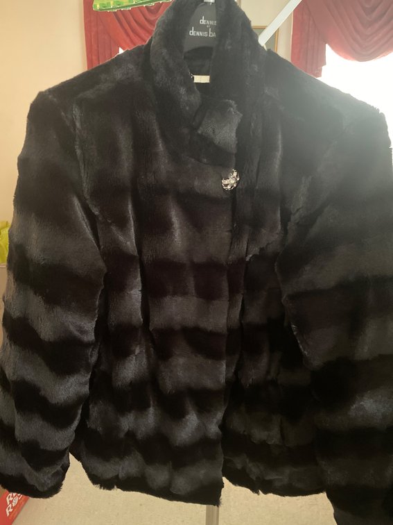 Dennis by Dennis Basso Faux Fur Coat in Black, Size XL. LR