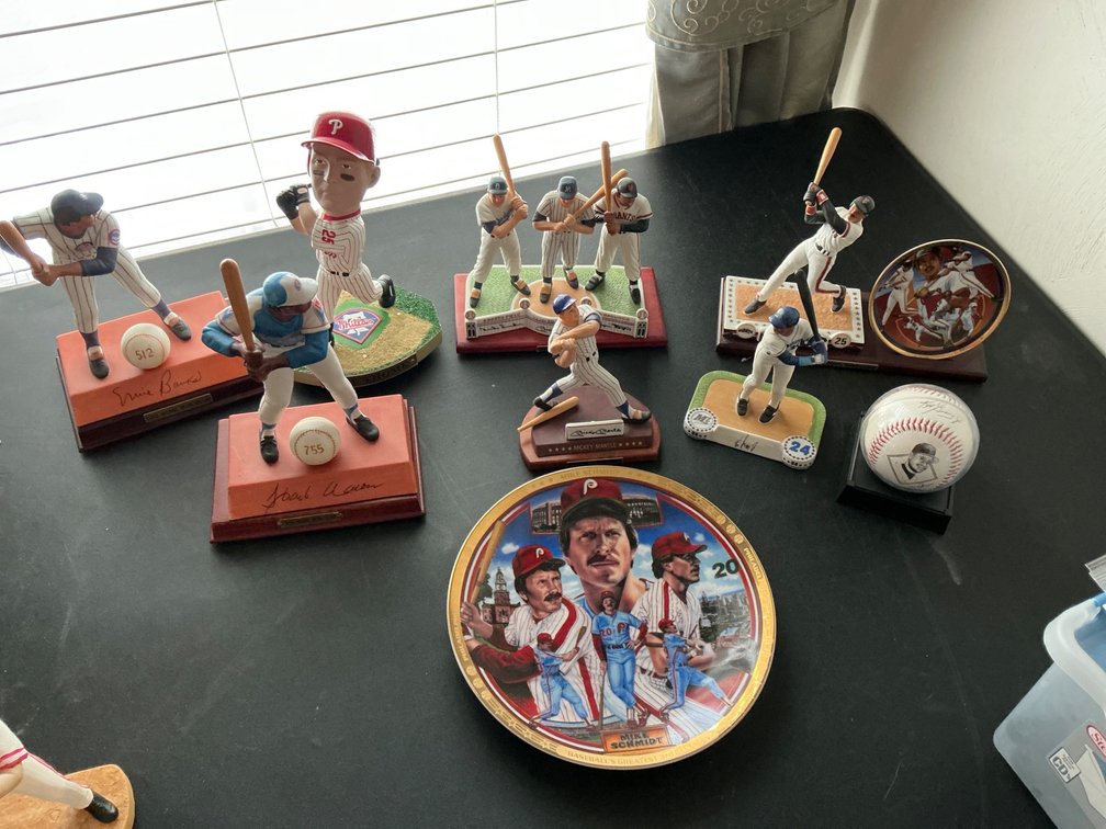 Baseball Player Figurines, Plates, and Signed Baseballs