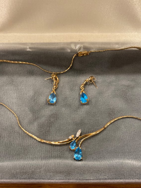 14Kt Gold Necklace and Earring Set with Blue Stones, 10 Grams Total Weight
