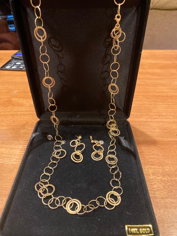 14K Gold Circle Necklace and Earrings Set with Textured Design