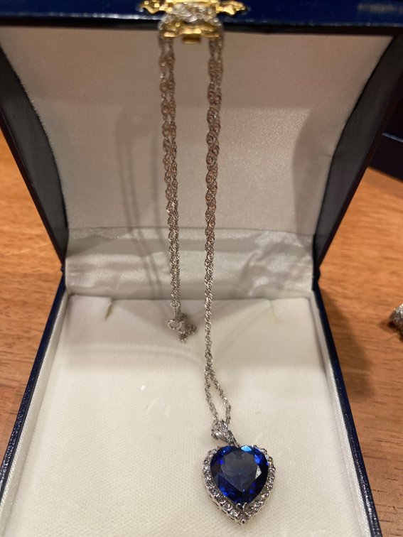 Heart-Shaped Blue Gemstone Pendant Necklace in Silver Setting
