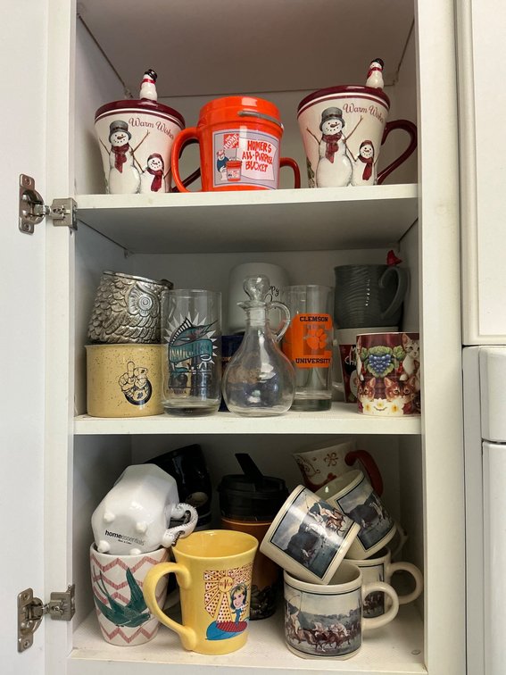 Varied Collection of Kitchen Glassware and Mugs