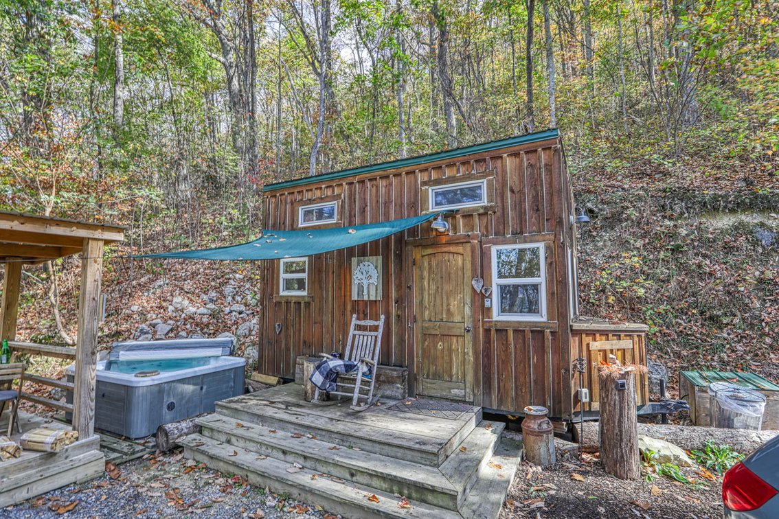 Image for Get Farther Away Cabin Rentals - 1900 Woodland Way. Newport, TN. Timed Reserve Auction