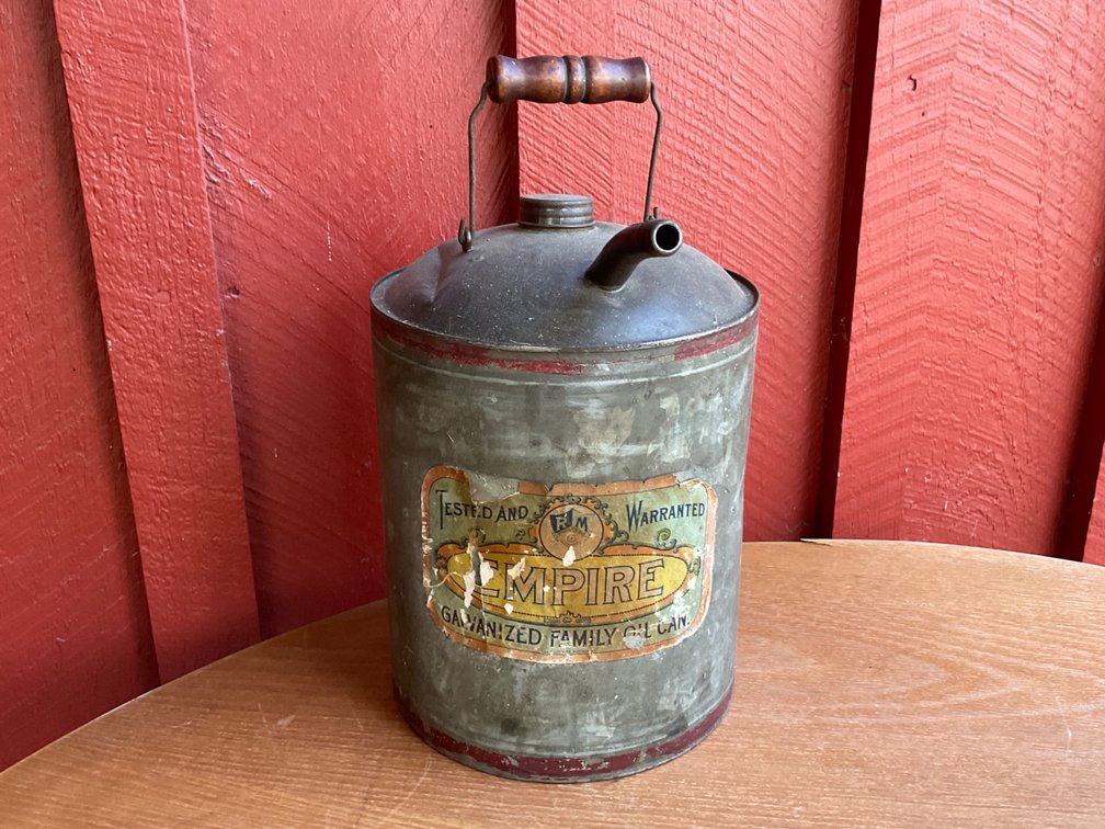 Empire Galvanized Family Oil Can