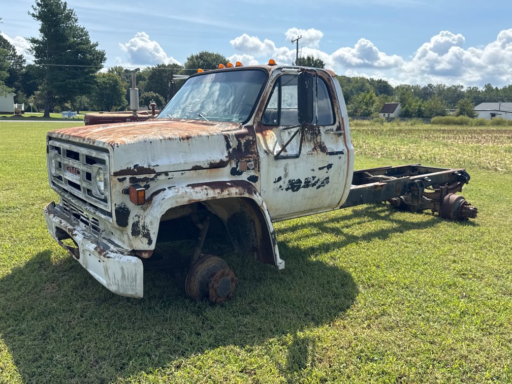 1987 GMC Cab and Chassis Truck